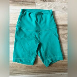 Lululemon Wunder Train Shorts High Rise Teal Lagoon Size 0